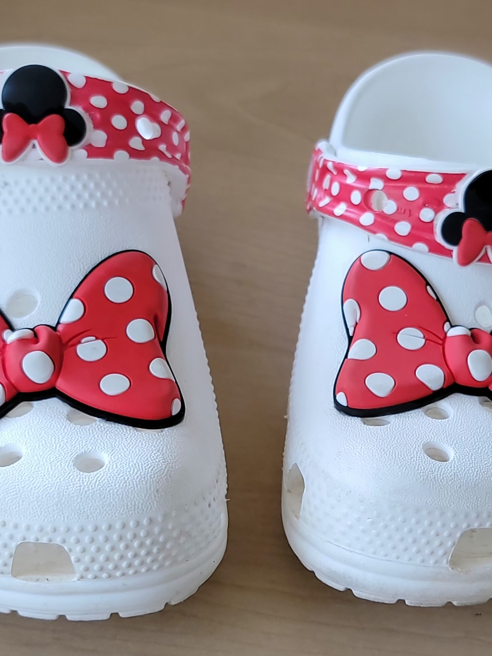 CROCS Kids White Clogs with Red Polka Dot Bows